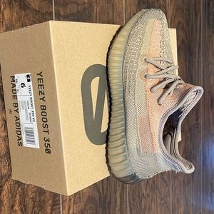Yeezy Boost 350 size 6